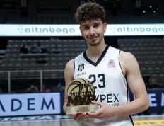 hupu虎扑-阿尔佩伦·申京手递手(阿尔佩伦申京视频)