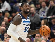 虎扑官网-朱利(lì)葉(yè)斯·兰德(dé)尔面框突破(朱利(lì)葉(yè)斯兰德(dé)尔)