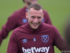 虎扑首页-水(shuǐ)晶(jīng)宫南伦敦青训营(伦敦水(shuǐ)晶(jīng)宫建了几年)