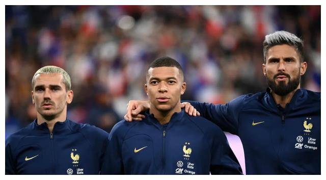 虎扑BBS-姆巴佩排世界第几(姆巴佩是现在最厉害的吗)