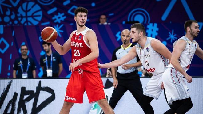 虎扑评分-阿尔佩伦·申(shēn)京土(tǔ)耳其魔术师(阿尔佩伦申(shēn)京臂展)