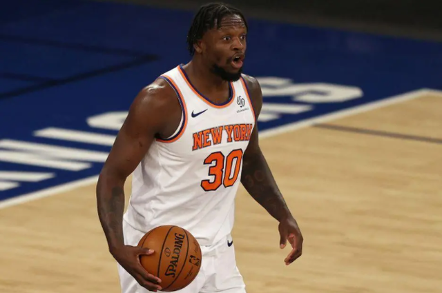 虎扑官网-朱利(lì)葉(yè)斯·兰德(dé)尔面框突破(朱利(lì)葉(yè)斯兰德(dé)尔)