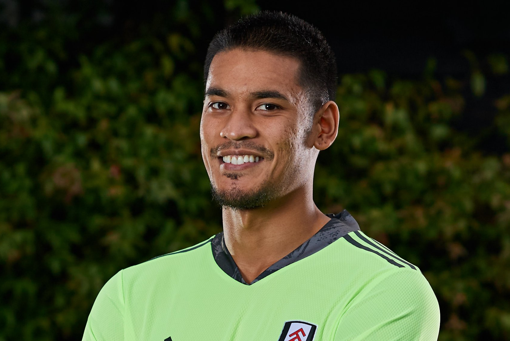 虎扑社区-阿雷奥拉(lā)替补(阿雷奥拉(lā)加盟富勒(lēi)姆)